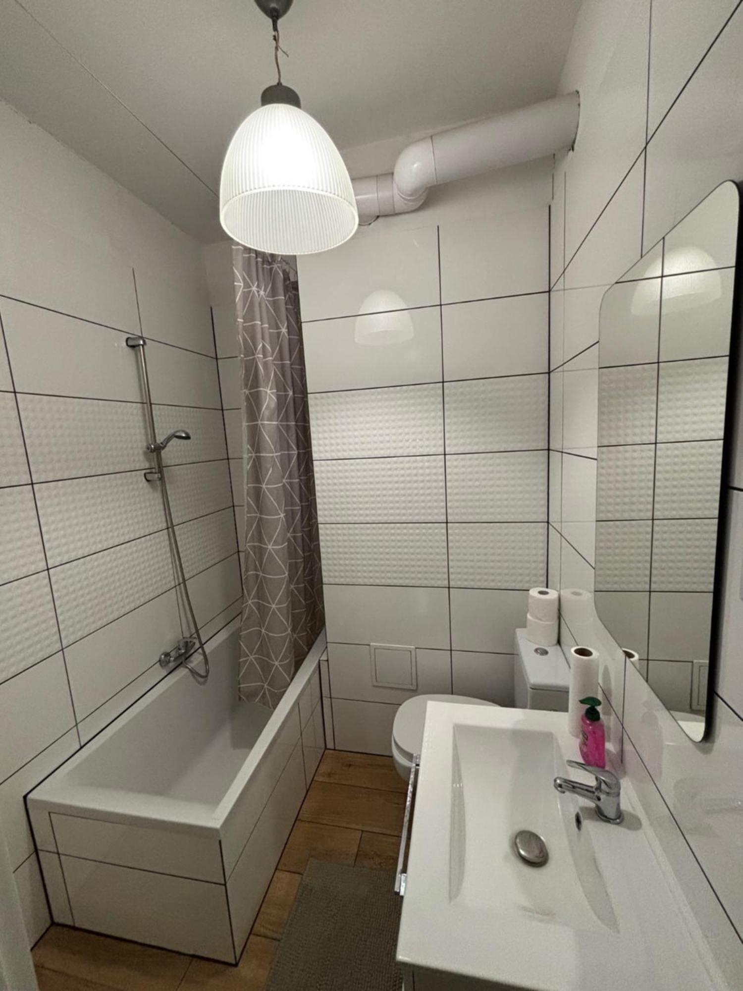 Holdek Apartamenty Francuska كاتوفيتسه المظهر الخارجي الصورة